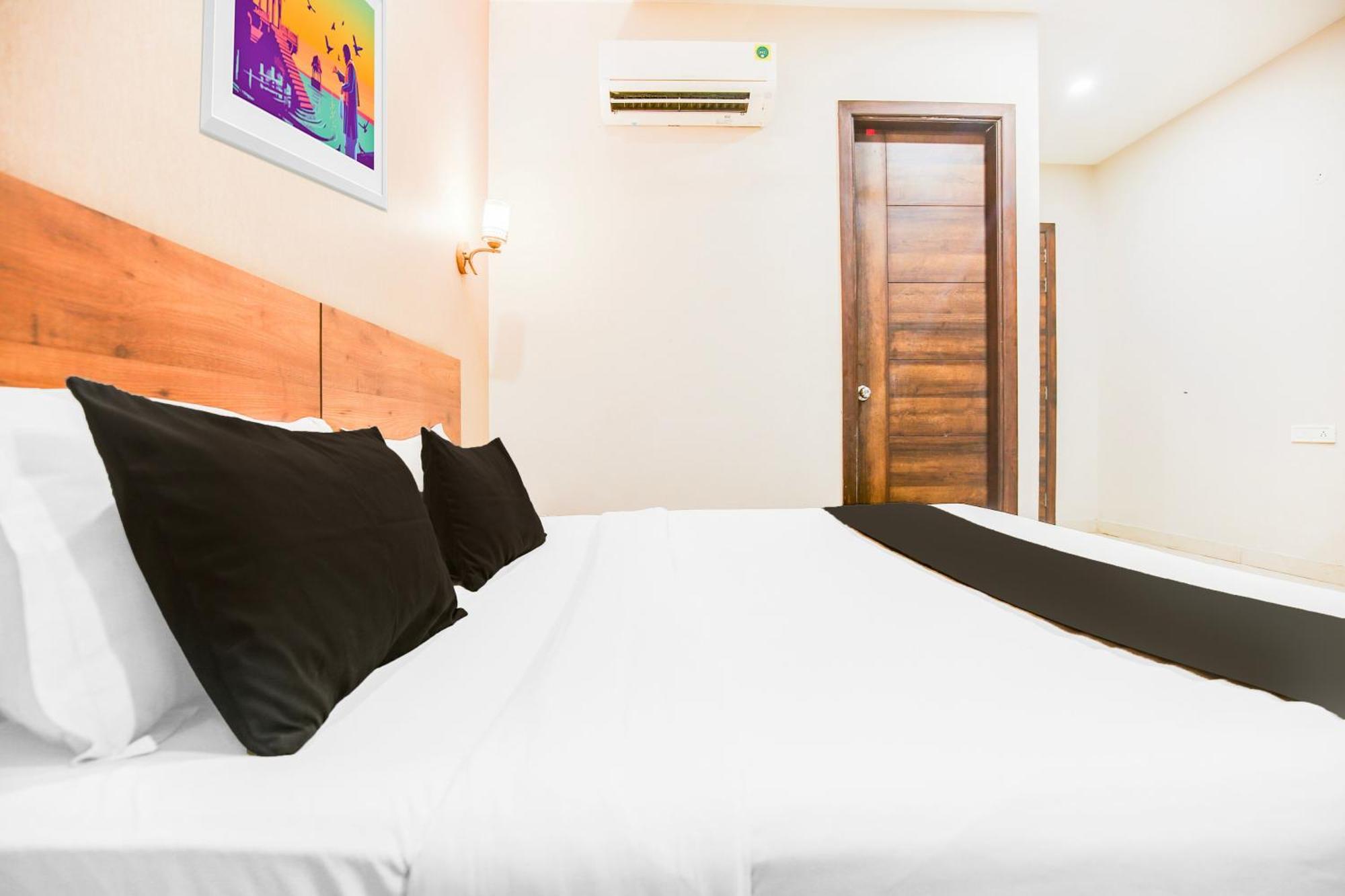 Super Townhouse Grand Fortune Amritsar Exterior foto